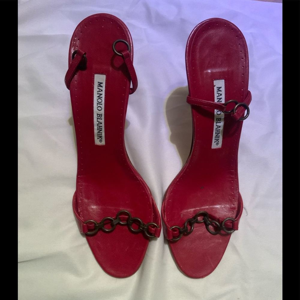 MANOLO BLAHNIK